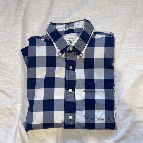 Abercrombie and Fitch white and blue button down - Picture 1 of 4